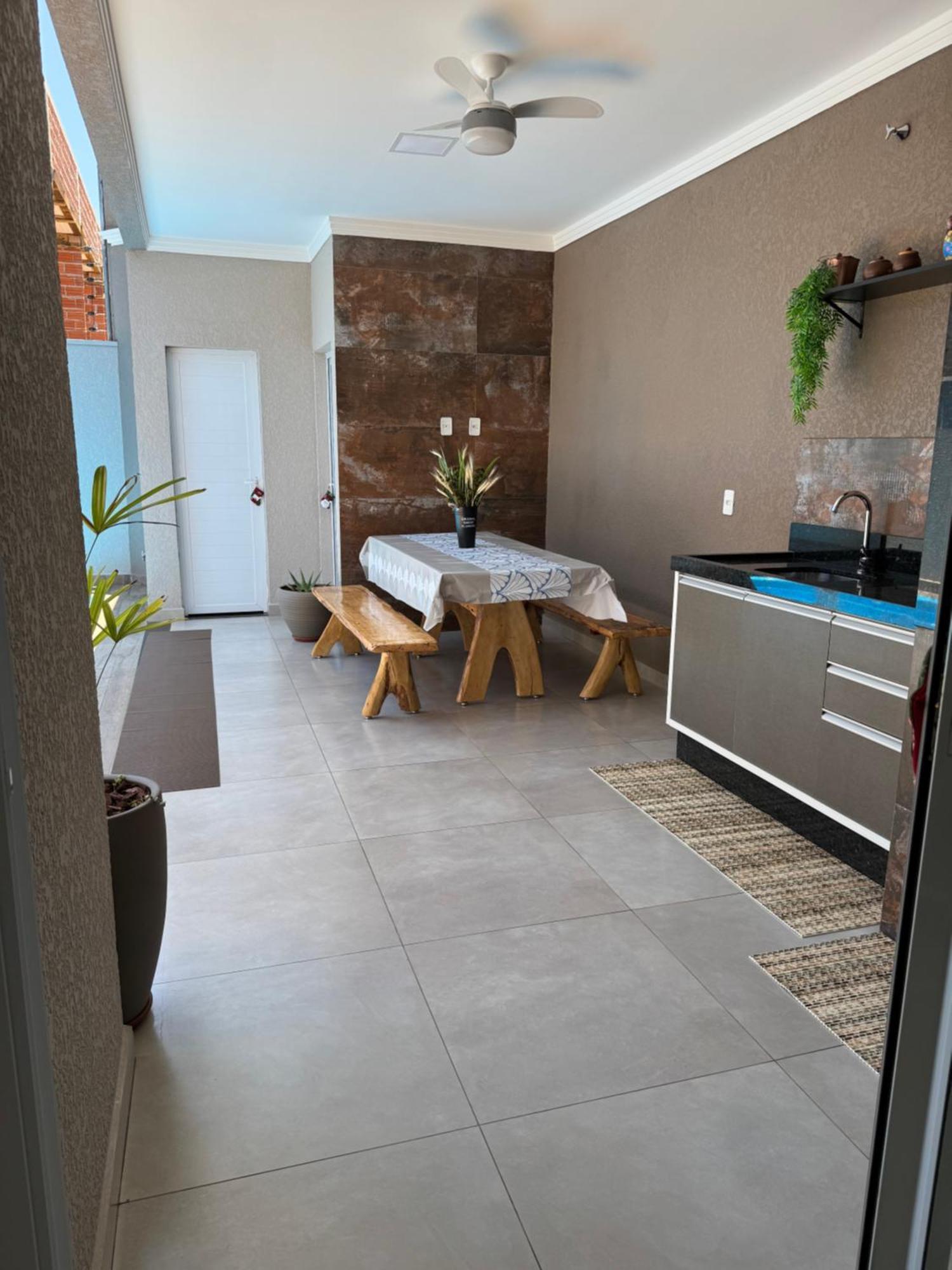 Casa Com Piscina Em Foz Do Iguacu-pr